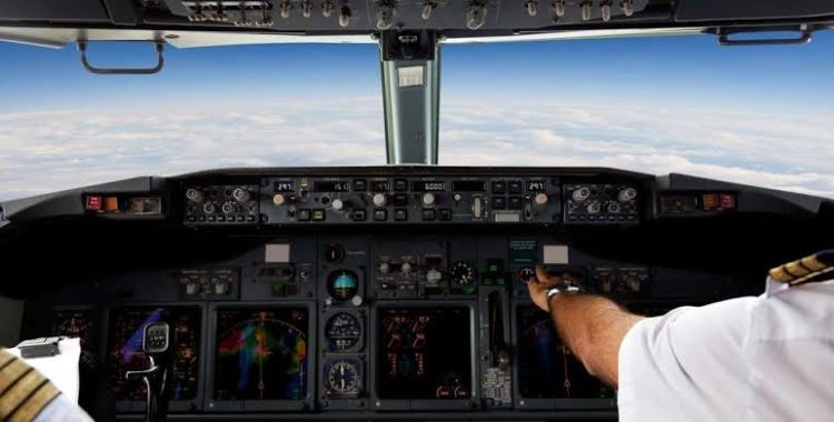 avião